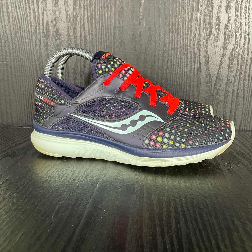 Saucony KINETARELAY Women’s size 7.5